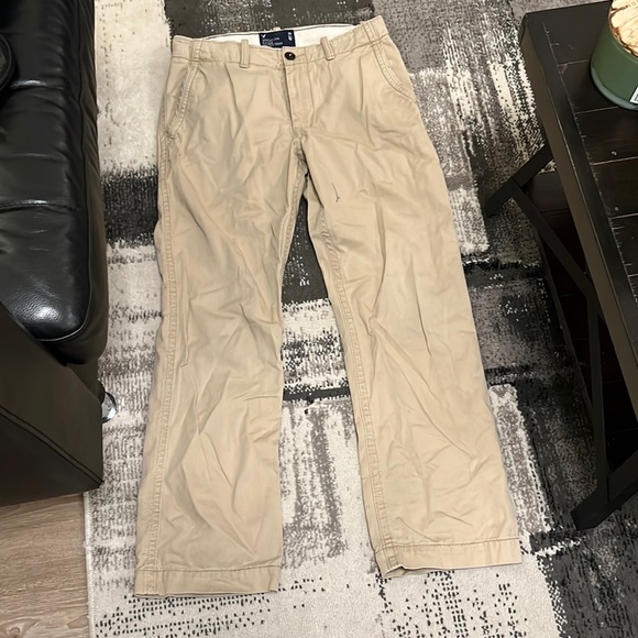 American Eagle Khaki pants 31/32 - Picture 1 of 5